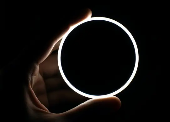 TECHNOLOGY & SOLUTION